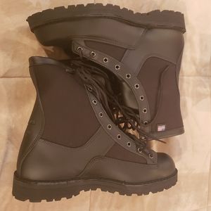 BNIB Danner Acadia tactical boots